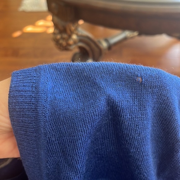 Banana Republic Extra Fine Merino Wool V Neck Sweater Size M - Picture 10 of 11